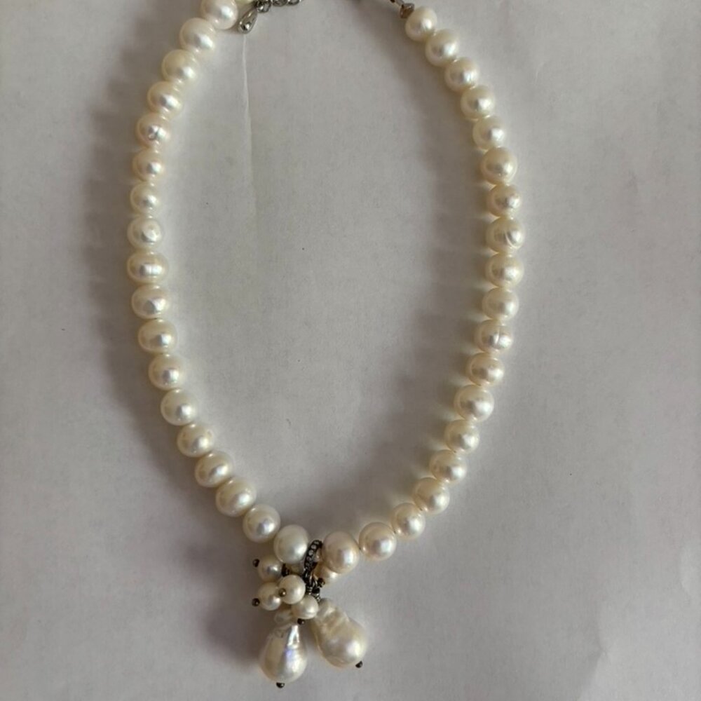 Pearl Necklace with Cluster of Baroque Pearls